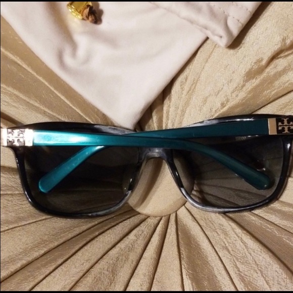 Tory Burch Sunglasses - Picture 2 of 5